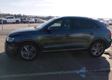 2018 Audi Q3 2.0T Premium/2.0T Sport Premium z USA, uszkodzony, nr VIN WA1ECCFS9JR024487